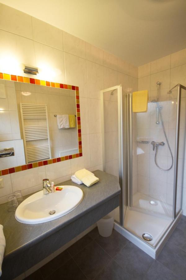 Hotel Garni Sonnblick Бад Клайнкирххайм Екстериор снимка